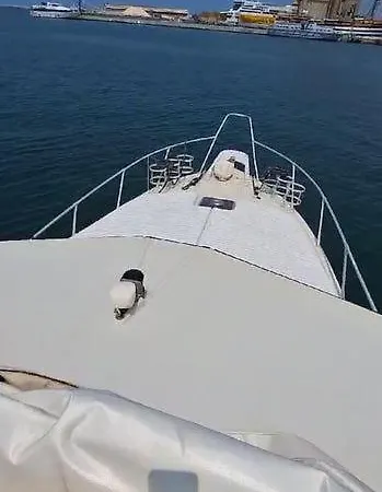 보트호텔 Boat Rent Napoli *